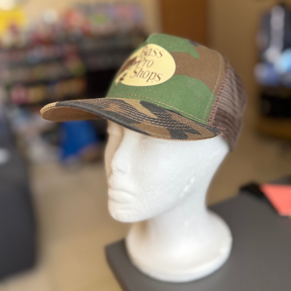 Bass Pro Shops Meshback Cap Men OSFM Woodland Camo Fishing Trucker Hat NWT